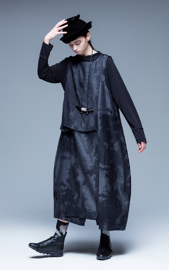 美品✨️MEFU　芽風　ウールとシルク　薄手ジャケット 春や秋に 2021 AUTUMN & WINTER | COLLECTION | 芽風 MEFU